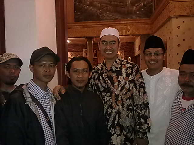 Foto Bersama Abah Anton Dan Ustad Sutiaji - Wali Kota Dan Wakil Wali Kota Malang